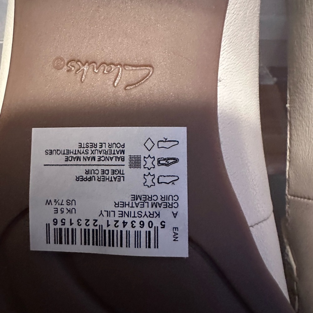 Clarks Krystine Lily Cream Leather 7.5 WIDE loafers - Picture 8 of 12
